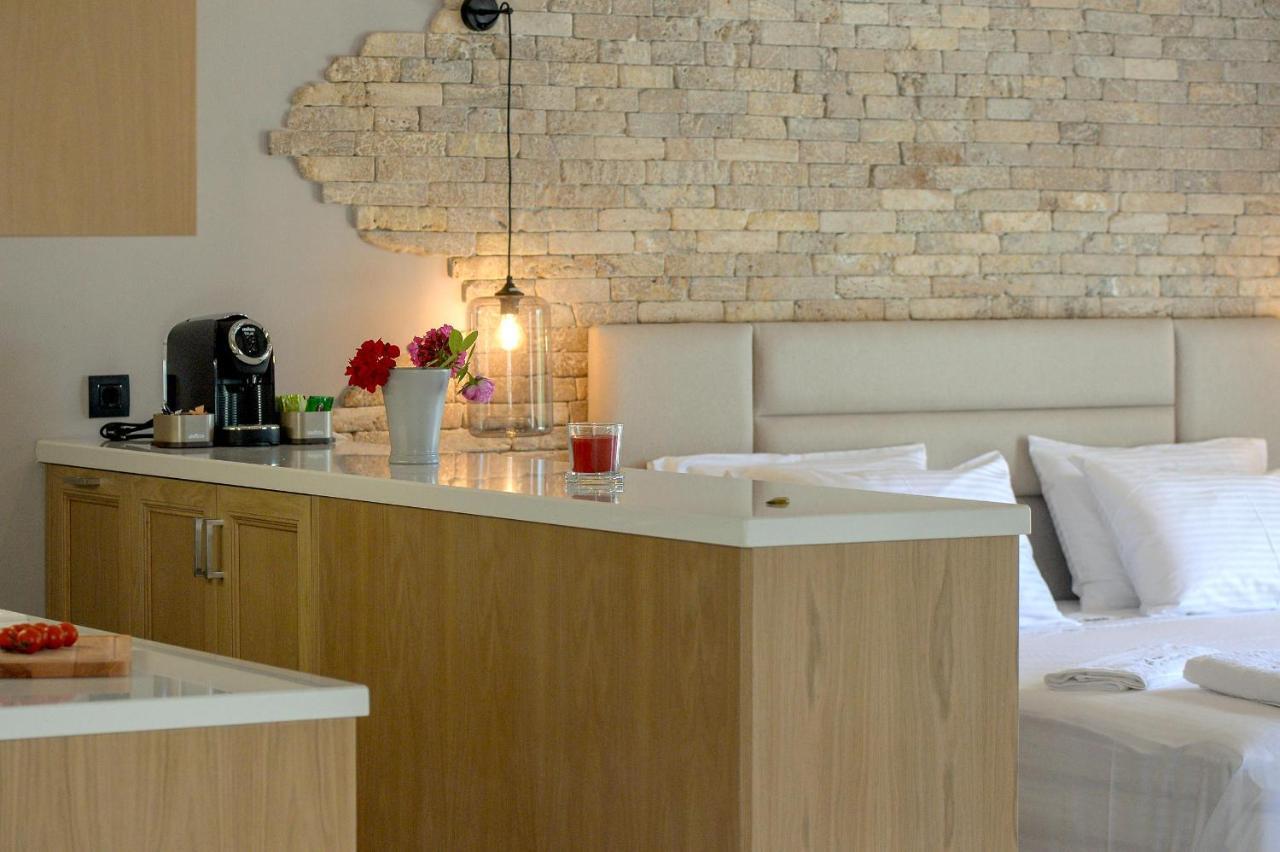 Paxos Luxury Living Junior Suites Гайос Екстериор снимка