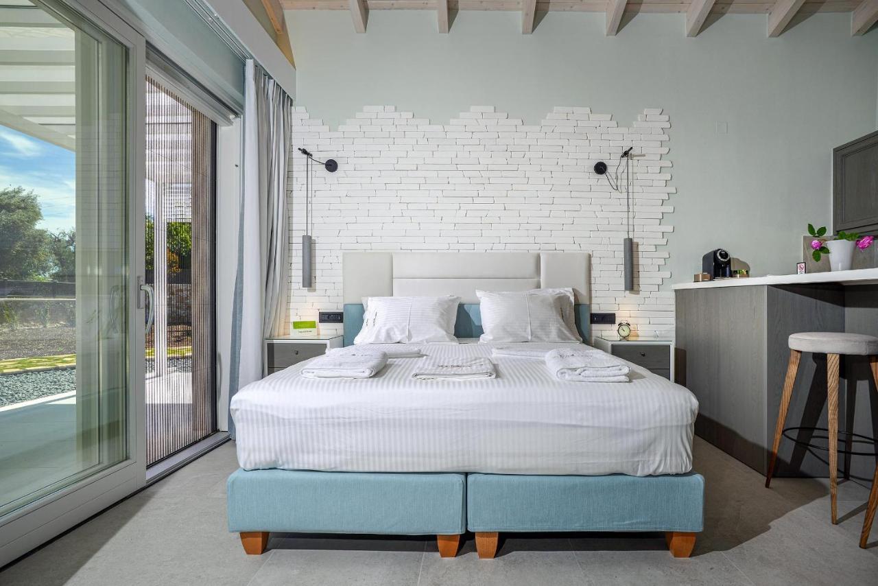 Paxos Luxury Living Junior Suites Гайос Екстериор снимка