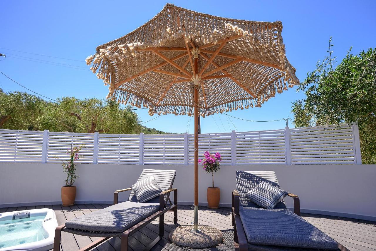 Paxos Luxury Living Junior Suites Гайос Екстериор снимка